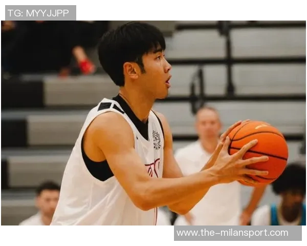 张博源分享加伯克利分校访校定妆照球队主帅是前湖人球员马德森 张博源分享加伯克利分校访校定妆照球队主帅是前湖人球员马德森